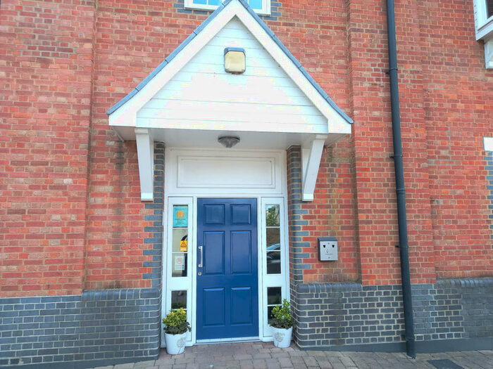 2 Bedroom Flat To Rent In The Pickfords Building, SS2