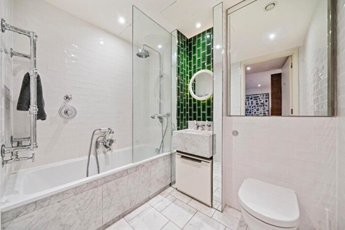 1 Bedroom Apartment For Sale In Ambassador, Embassy Gardens, SW11