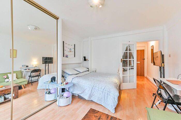 Studio To Rent In Park West, Hyde Park Estate, London, W2