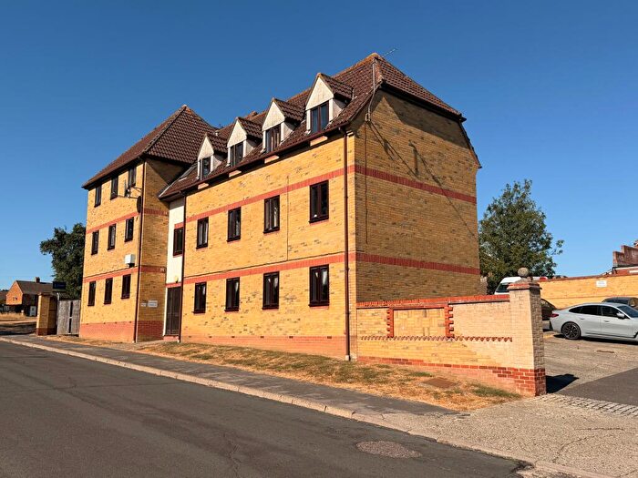 2 Bedroom Flat For Sale In Abels Road, Halstead, Essex, CO9