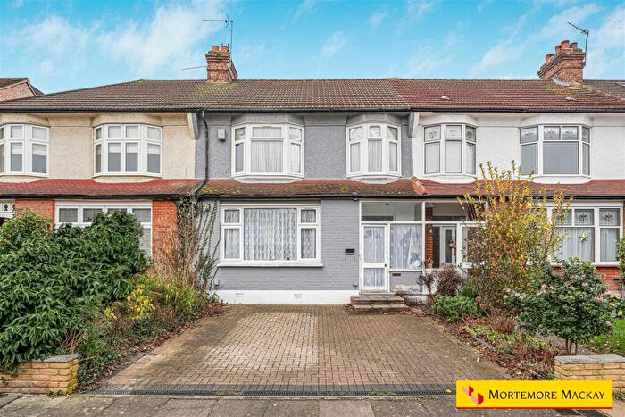 3 Bedroom Terraced House For Sale In Sittingbourne Avenue, Enfield, EN1