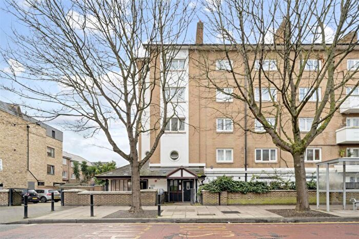 3 Bedroom Flat For Sale In Rogers Estate, Globe Road, London, E2