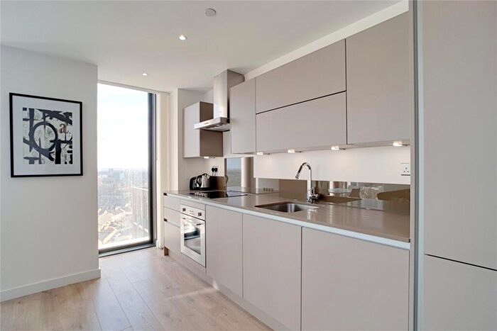 2 Bedroom Apartment To Rent In Stratosphere Tower, London, E15