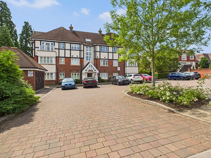 2 Bedroom Apartment For Sale In Timmis Court, Beaconsfield, Buckinghamshire, HP9