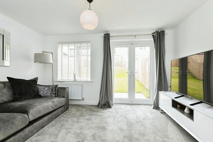 3 Bedroom Semi-Detached House For Sale In Victory Close, Consett, DH8