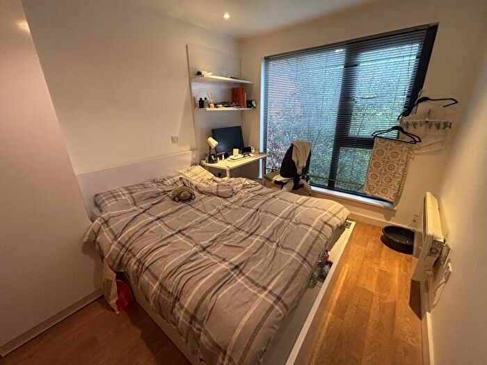 Studio To Rent In The Pavilion, St Michaels Lane, Headingley, Leeds, LS6