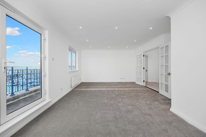 3 Bedroom Flat To Rent In The Strand, Brighton Marina Village, Brighton, BN2