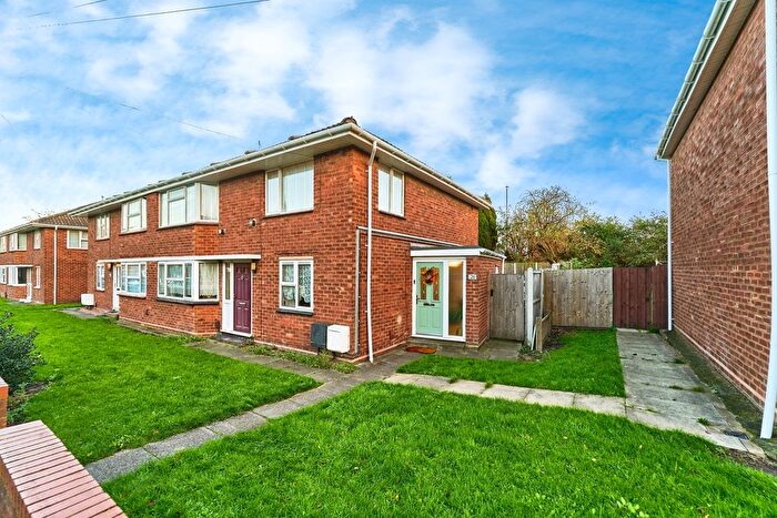 2 Bedroom Maisonette For Sale In Tame Street, Bilston, WV14