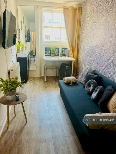 1 Bedroom Flat To Rent In Single Room, Brighton, BN1