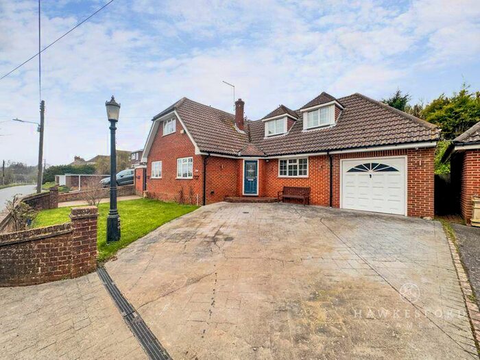 4 Bedroom Detached House For Sale In Highsted Valley, Rodmersham, Sittingbourne, ME9