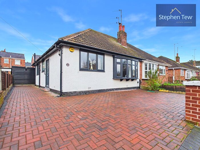 2 Bedroom Semi-Detached Bungalow For Sale In Bardsway Avenue, Blackpool, FY3