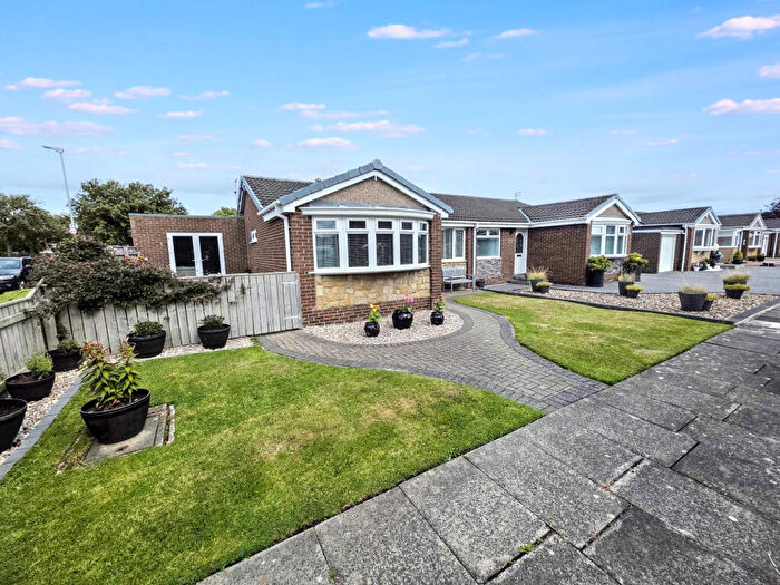 3 Bedroom Semi-Detached Bungalow For Sale In Windburgh Drive, Cramlington, Northumberland, NE23