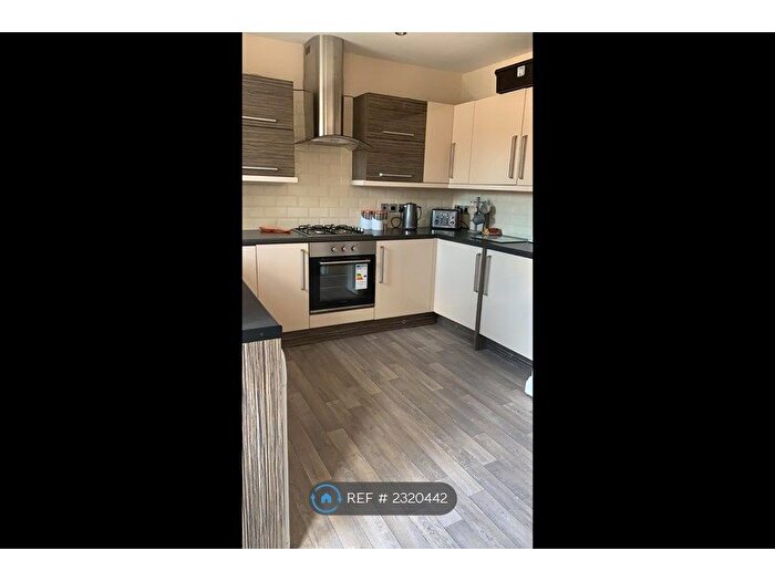 3 Bedroom Terraced House To Rent In Buckley Street, Greater Manchester, OL10