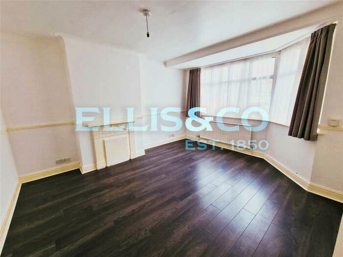 1 Bedroom Property To Rent In Harrow View, Harrow HA2