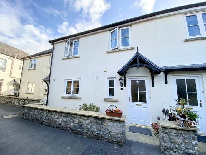 Houses for sale & to rent in TQ13 0DD, Exeter Road,,Chudleigh, Newton Abbot