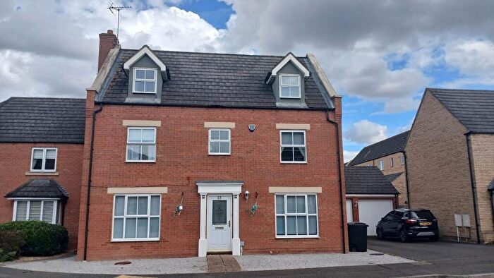 5 Bedroom Detached House For Sale In Crystal Drive, Peterborough, PE2