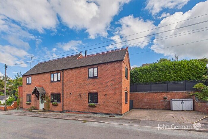4 Bedroom Detached House For Sale In Ludgate Street, Tutbury, DE13
