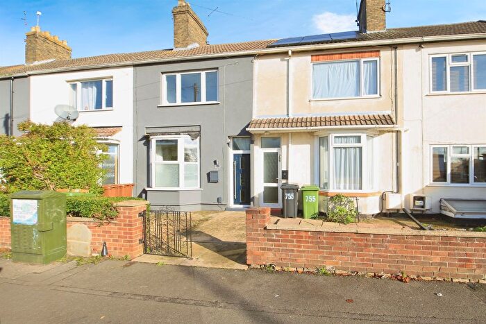 2 Bedroom Terraced House For Sale In Lincoln Road, Peterborough, PE1