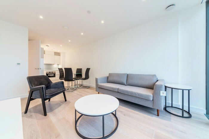 1 Bedroom Apartment To Rent In City North East Tower, City North Place, London, N4