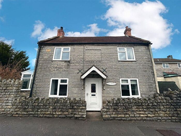 3 Bedroom Detached House To Rent In High Street, Curry Rivel, Langport, Somerset, TA10