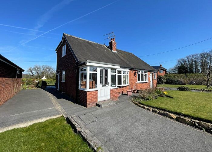 3 Bedroom Semi-Detached House For Sale In Mow Lane, Gillow Heath, Biddulph, ST8