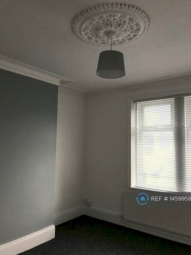 2 Bedroom Flat To Rent In Wallsend, Newcastle Upon Tyne, NE28