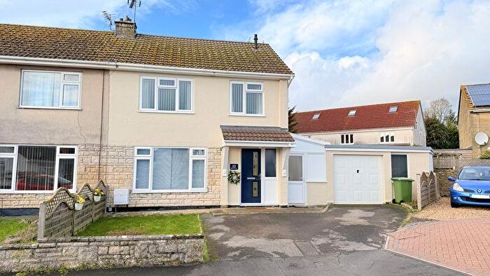 3 Bedroom Semi-Detached House For Sale In Critchill Grove, Frome, BA11