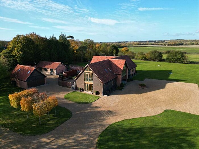 5 Bedroom Detached House To Rent In Fidlers Moat, Loves Green, Highwood, Chelmsford, CM1