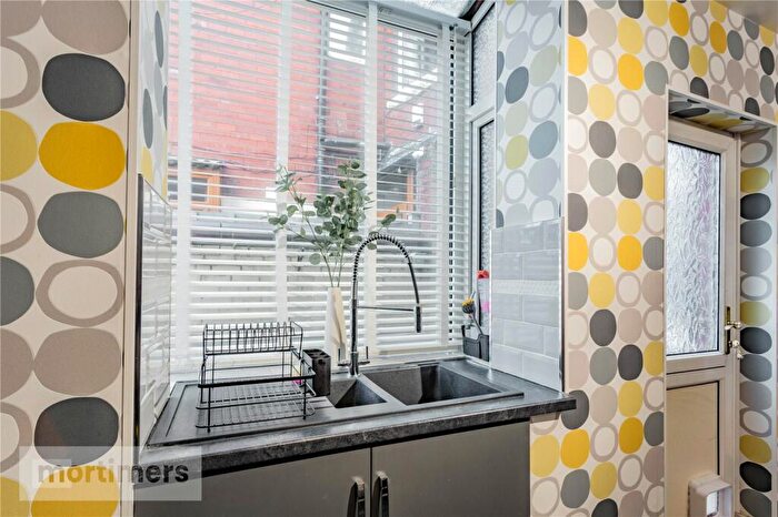 3 Bedroom End Of Terrace House For Sale In Harwood Lane, Great Harwood, Blackburn, Lancashire, BB6