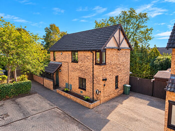 4 Bedroom Detached House For Sale In Avington, Great Holm, Milton Keynes, MK8