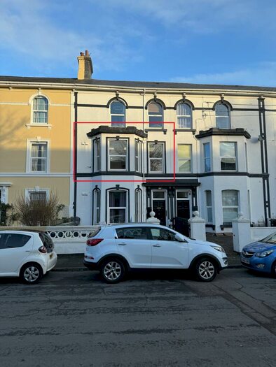 2 Bedroom Apartment To Rent In Barton Crescent, Dawlish, EX7