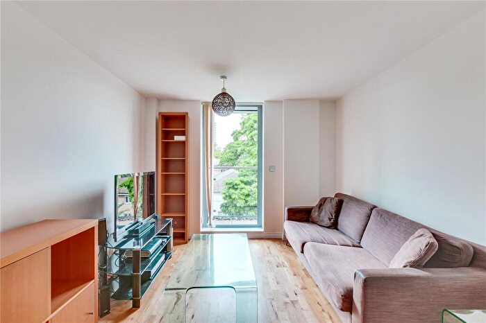 1 Bedroom Flat To Rent In St. Pancras Way, Camden, NW1