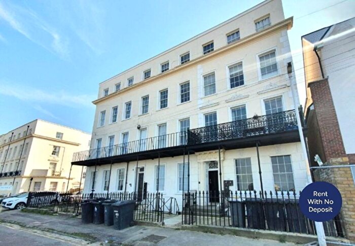 2 Bedroom Flat To Rent In Basement Flat, St Georges Terrace, Herne Bay, Kent, CT6