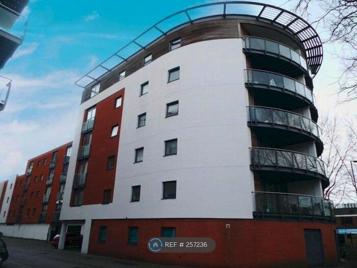 1 Bedroom Flat To Rent In Channel Way, Southampton, SO14