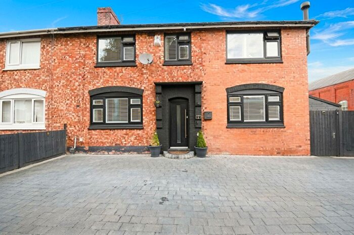 4 Bedroom Semi-Detached House For Sale In Hallsworth Road, Eccles, M30