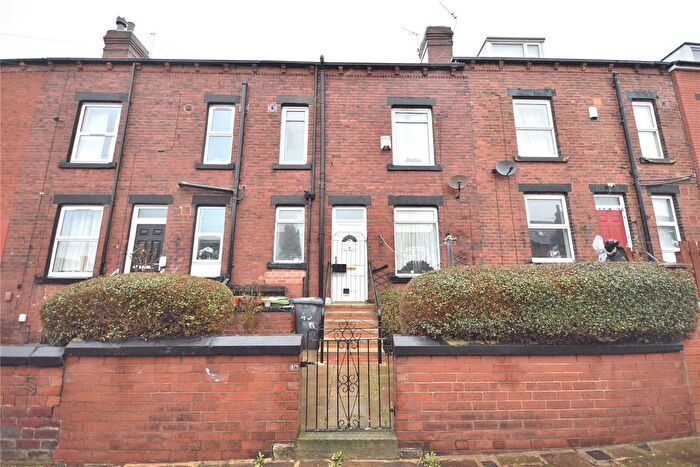 2 Bedroom Terraced House For Sale In Nowell Walk, Leeds, West Yorkshire, LS9