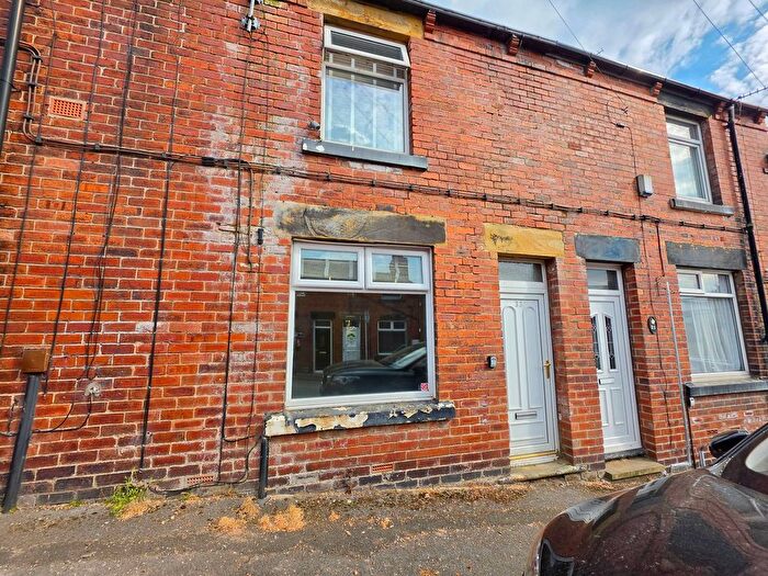 3 Bedroom Terraced House For Sale In Dearne Street, Darton, Barnsley, S75