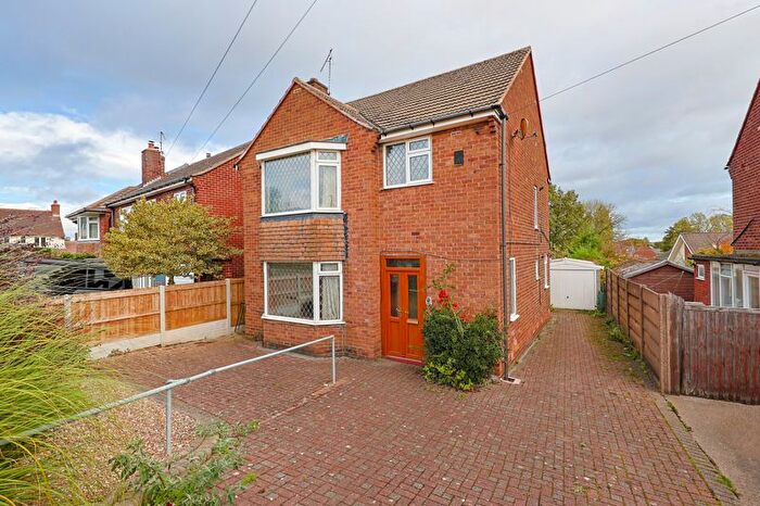 3 Bedroom Detached House For Sale In Ashgate Avenue, Ashgate, Chesterfield, S40
