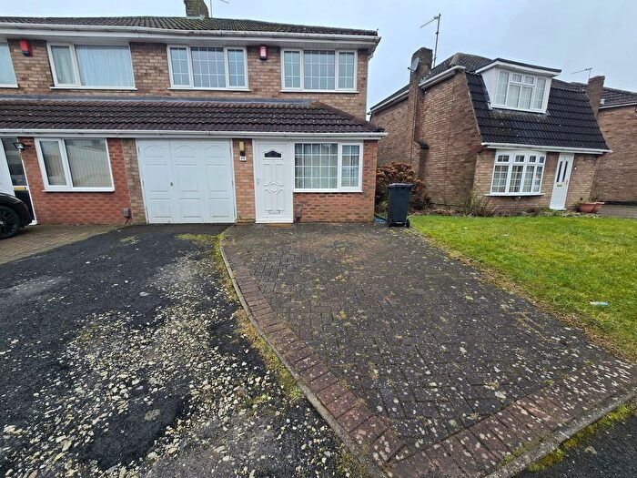 3 Bedroom Semi-Detached House To Rent In Spring Parklands, Dudley, DY1