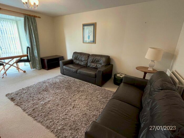 3 Bedroom Flat To Rent In Bannermill Place, Third Floor Right, Aberdeen, AB24