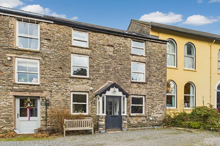 4 Bedroom Terraced House For Sale In Hutton Manor Cottage, Old Hutton, LA8