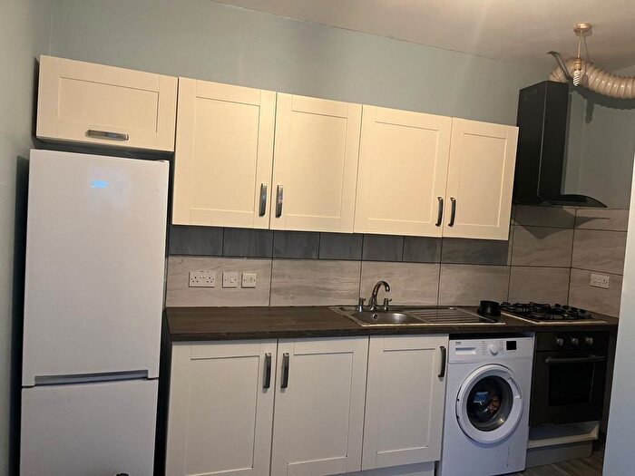1 Bedroom Flat To Rent In Selbourne Road, Luton, Bedfordshire, LU4