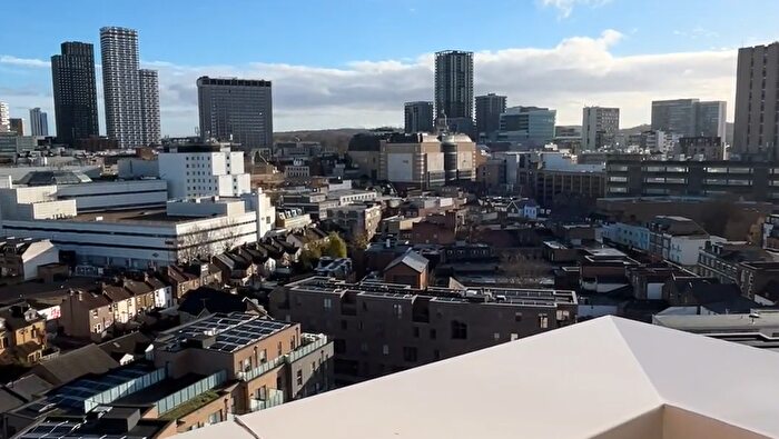 1 Bedroom Flat To Rent In Verde House, Cairo New Road, Croydon, CR0