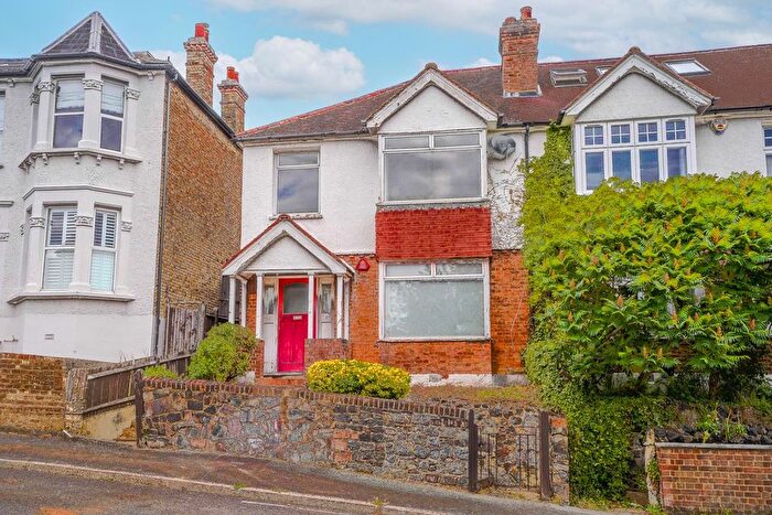3 Bedroom Semi-Detached House For Sale In Ewelme Road, Forest Hill, London, SE23