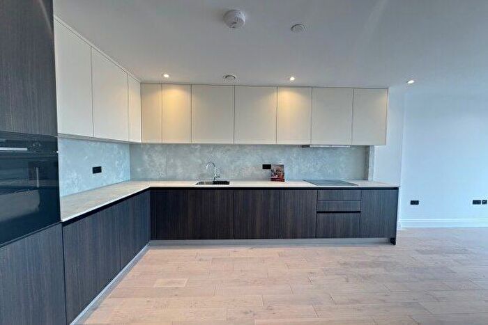 2 Bedroom Flat To Rent In London, E10