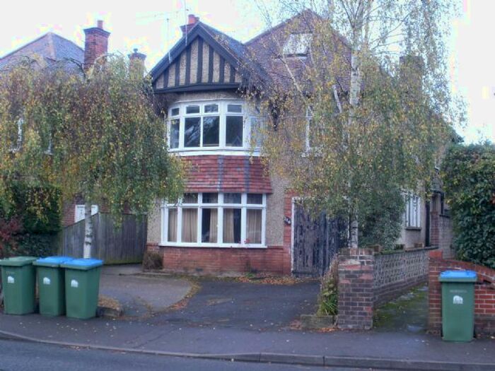 4 Bedroom Flat To Rent In Hill Lane, Shirley, Southampton, SO15
