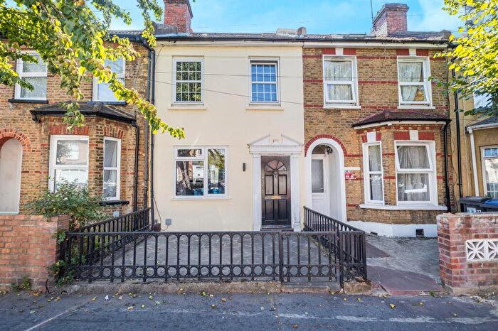 4 Bedroom Terraced House For Sale In Dennett Road, Croydon, CR0