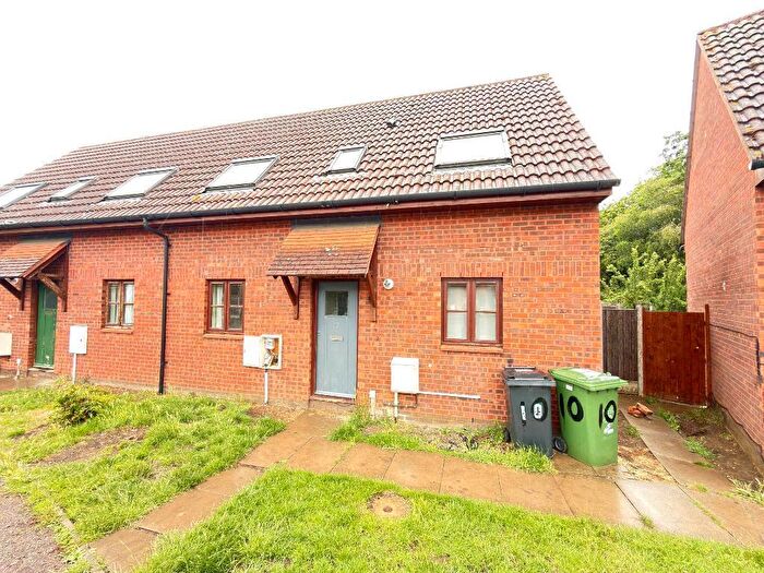 3 Bedroom End Of Terrace House For Sale In St Michaels Gate, Parnwell, Peterborough, PE1