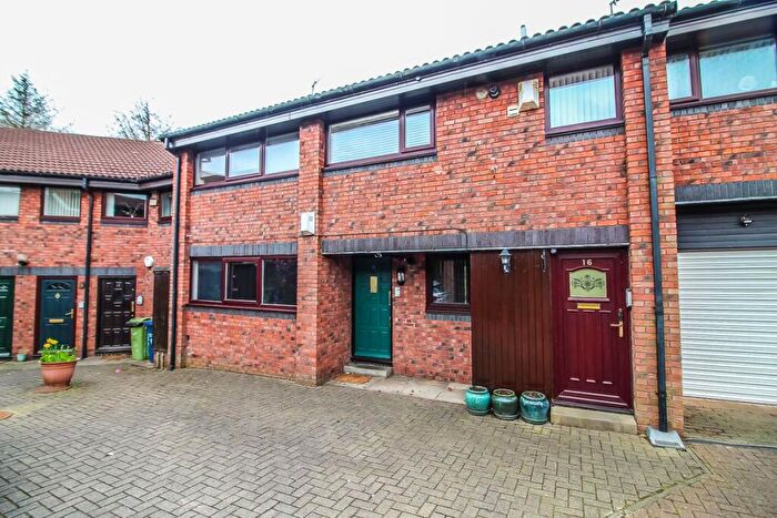 2 Bedroom Flat For Sale In Burtree, Lambton, Washington, NE38