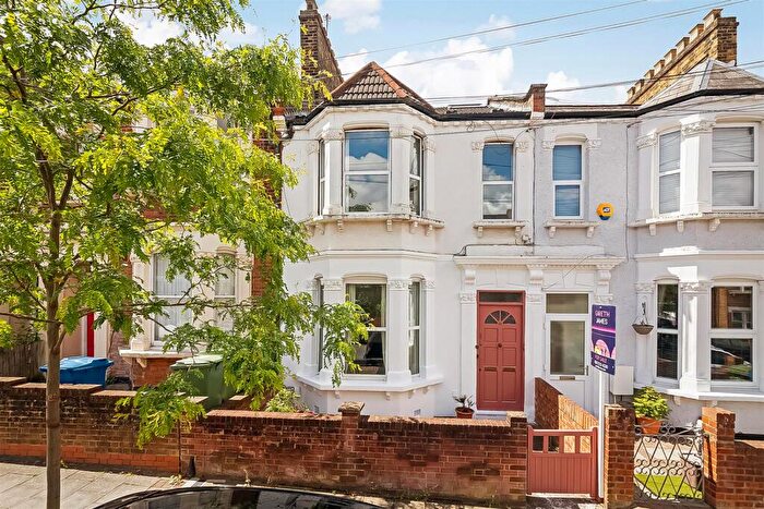 1 Bedroom Flat For Sale In Rosenthorpe Road, London, SE15